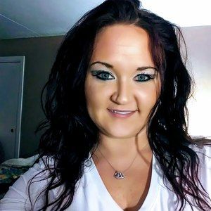 Meet your Posher, Ash-lee